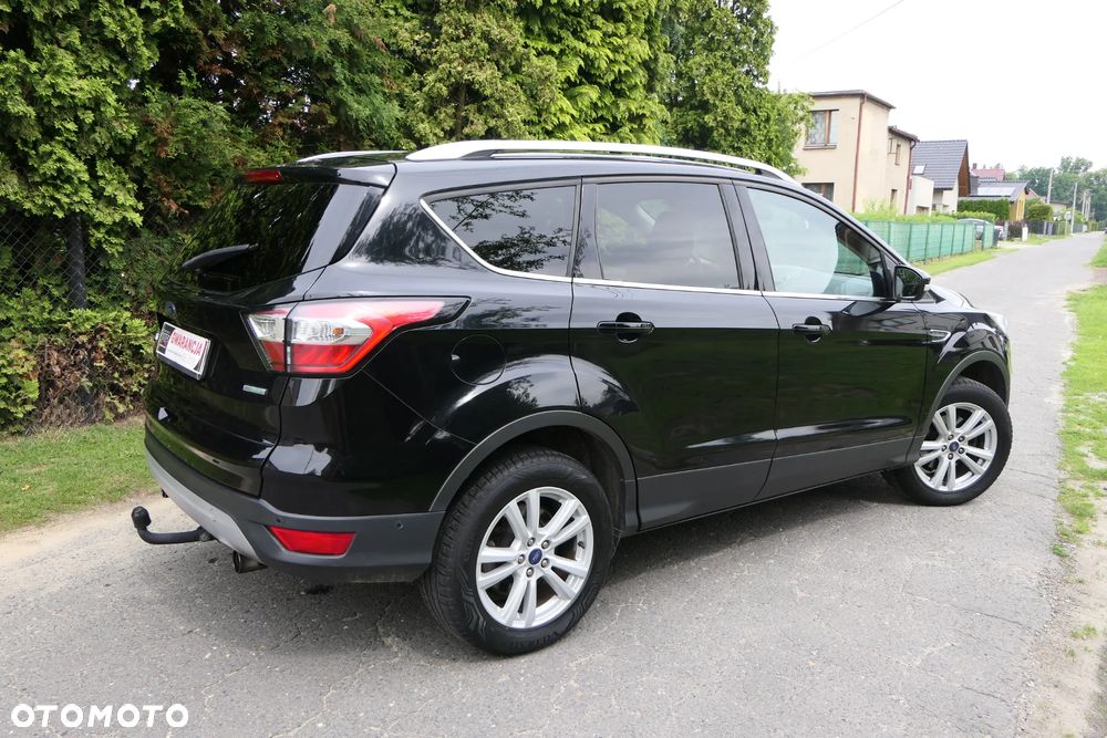 Ford Kuga 1.5 EcoBoost 2x4 ST-Line - 9