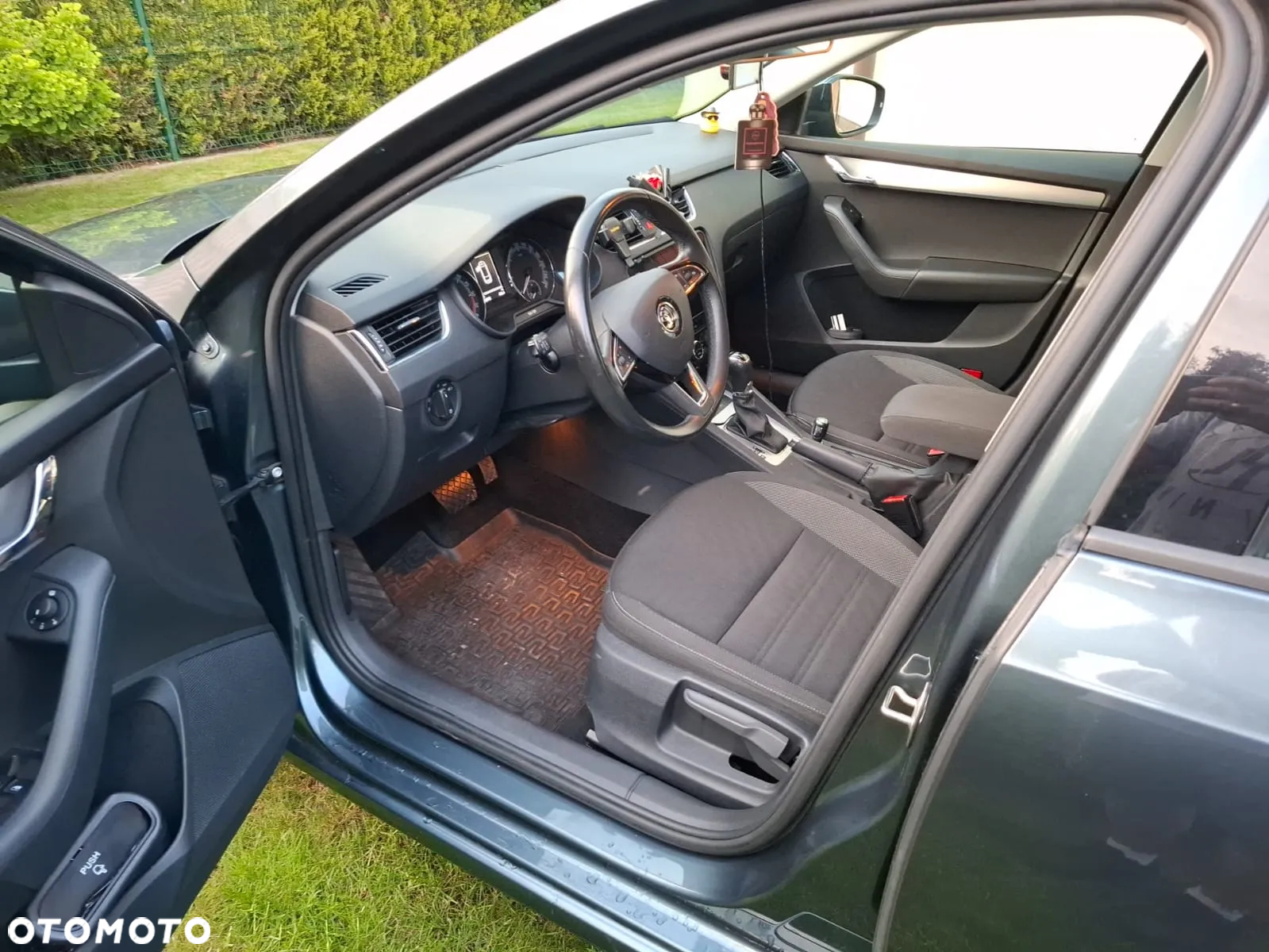 Skoda Octavia 2.0 TDI Ambition DSG - 6