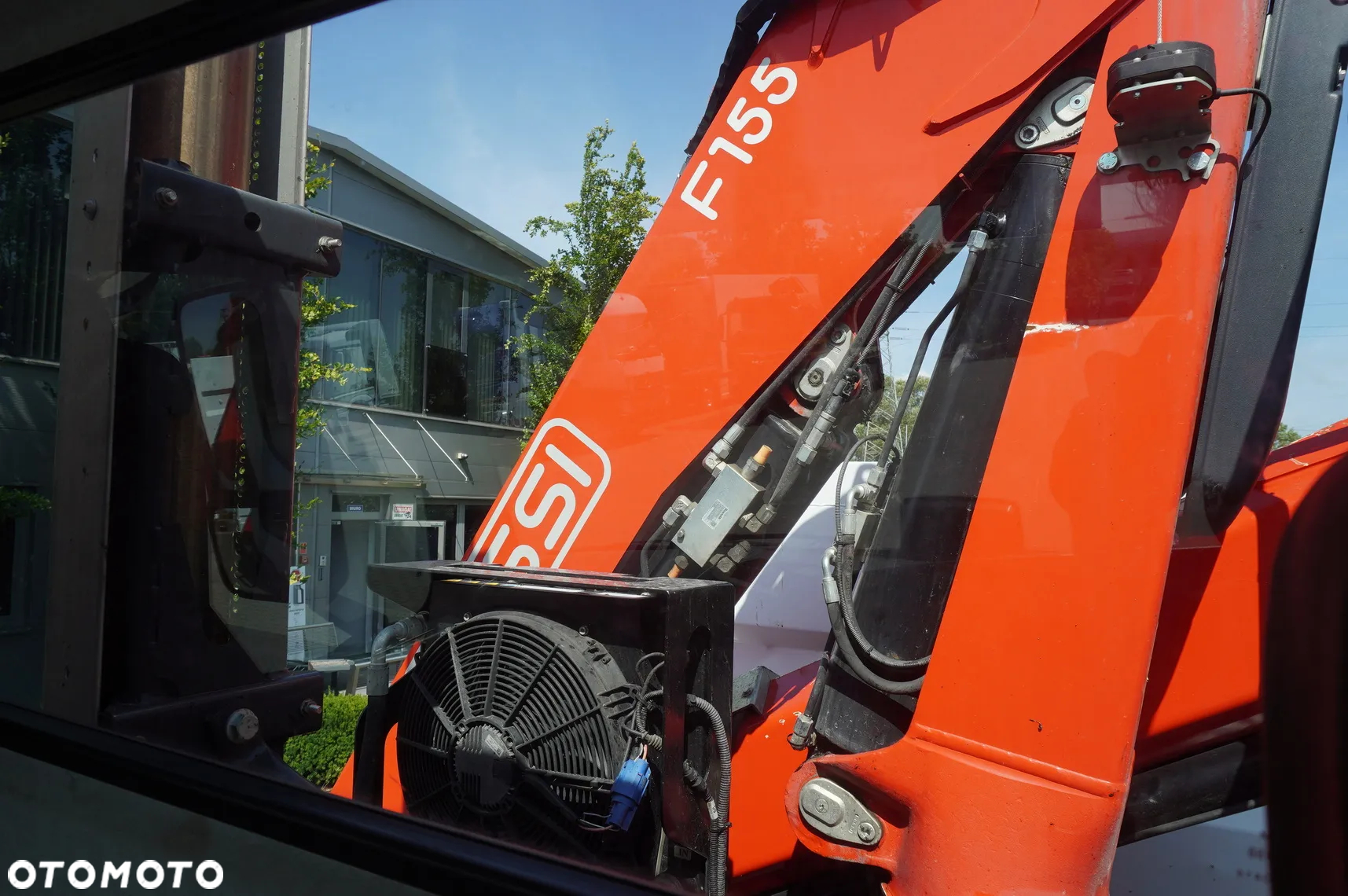Mercedes-Benz Arocs 2636 / Fassi F155A.0.22 6t / 120 tys. km / Wywrotka 3-stronna / 2 x hydroburta - 23
