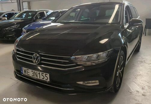 Volkswagen Passat - 1