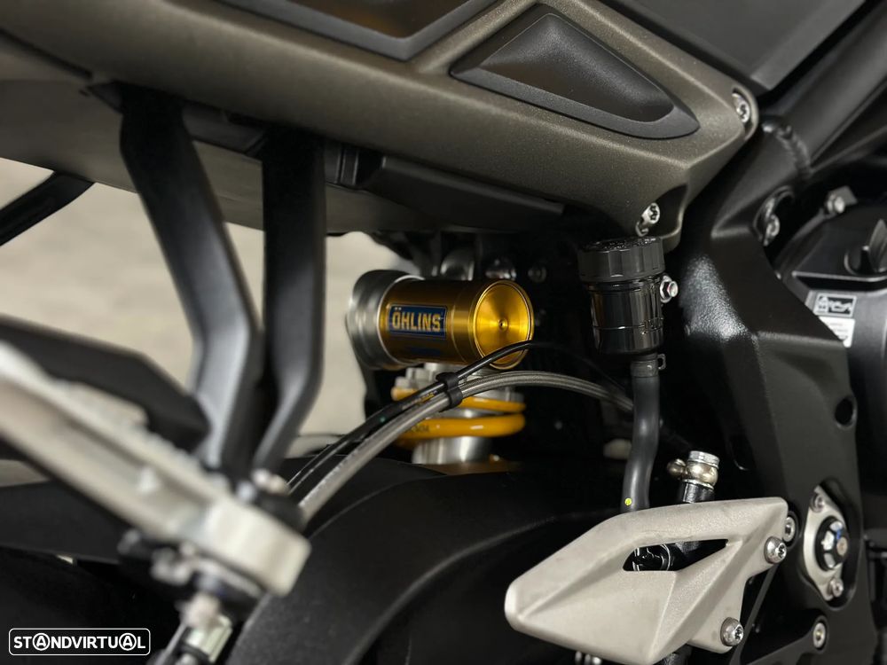 Triumph Street Triple RS - 5