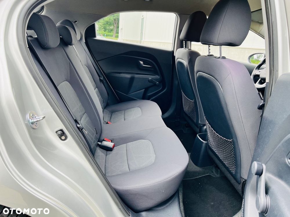 Kia Rio 1.2 Attract - 28