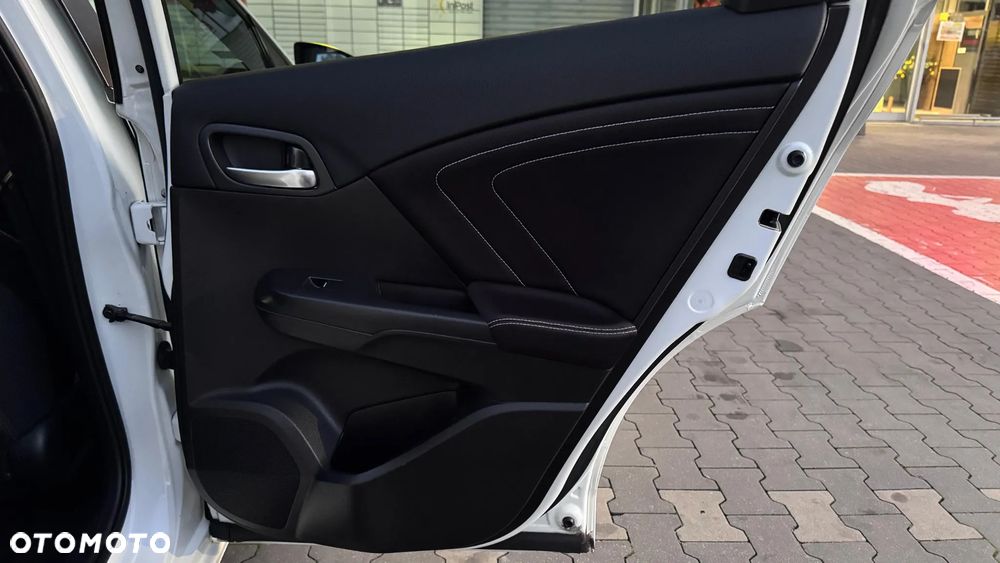 Honda Civic 1.8 Sport (Honda Connect+) - 27