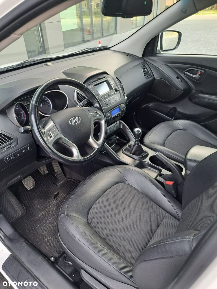 Hyundai ix35 2.0 CRDi 4WD Premium - 6
