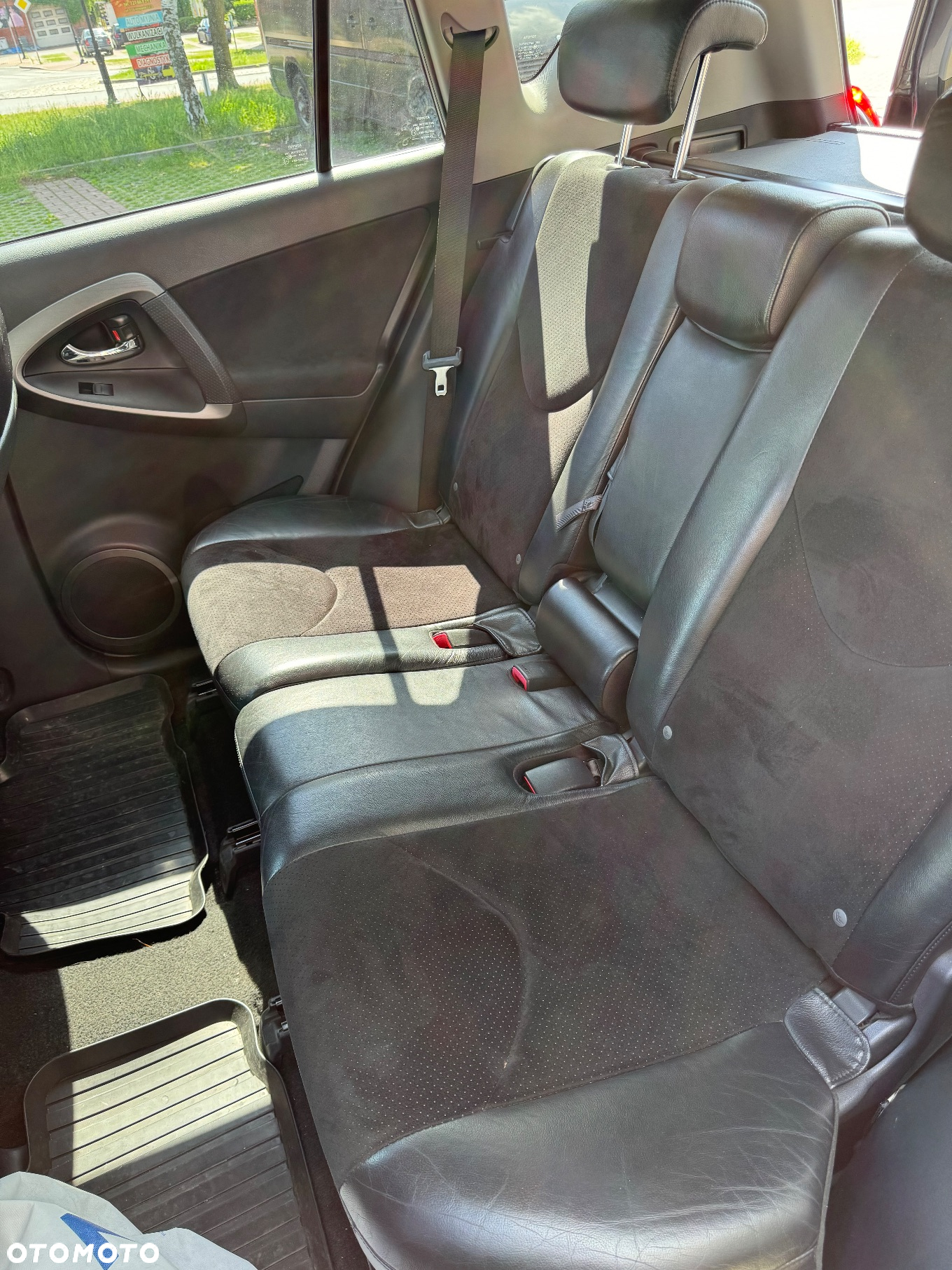 Toyota RAV4 2.2 D-4D Sol - 12