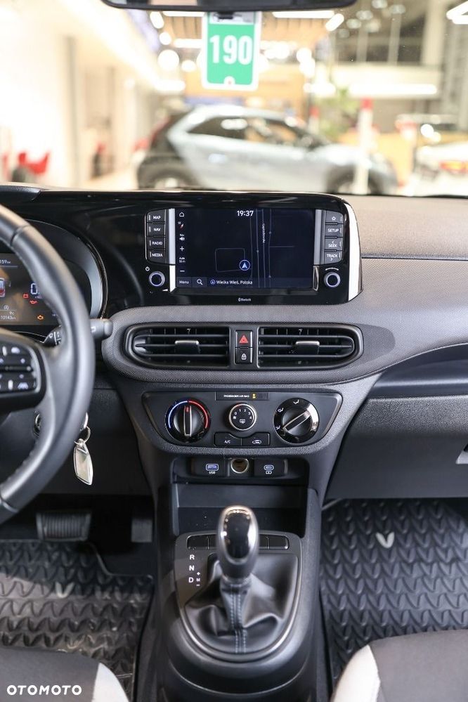 Hyundai i10 - 15