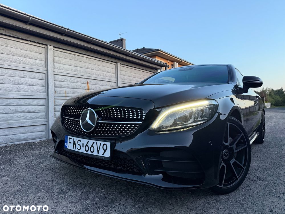 Mercedes-Benz Klasa C 220 d 4Matic 9G-TRONIC AMG Line Plus - 3