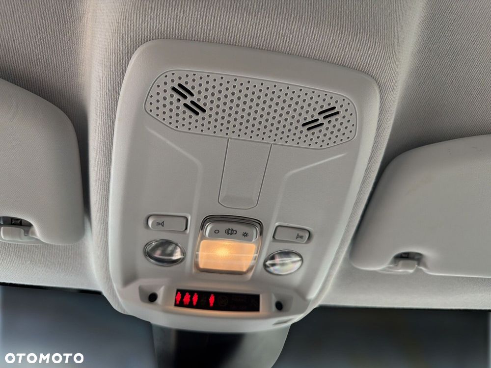 Opel Corsa 1.2 Edition S&S - 27