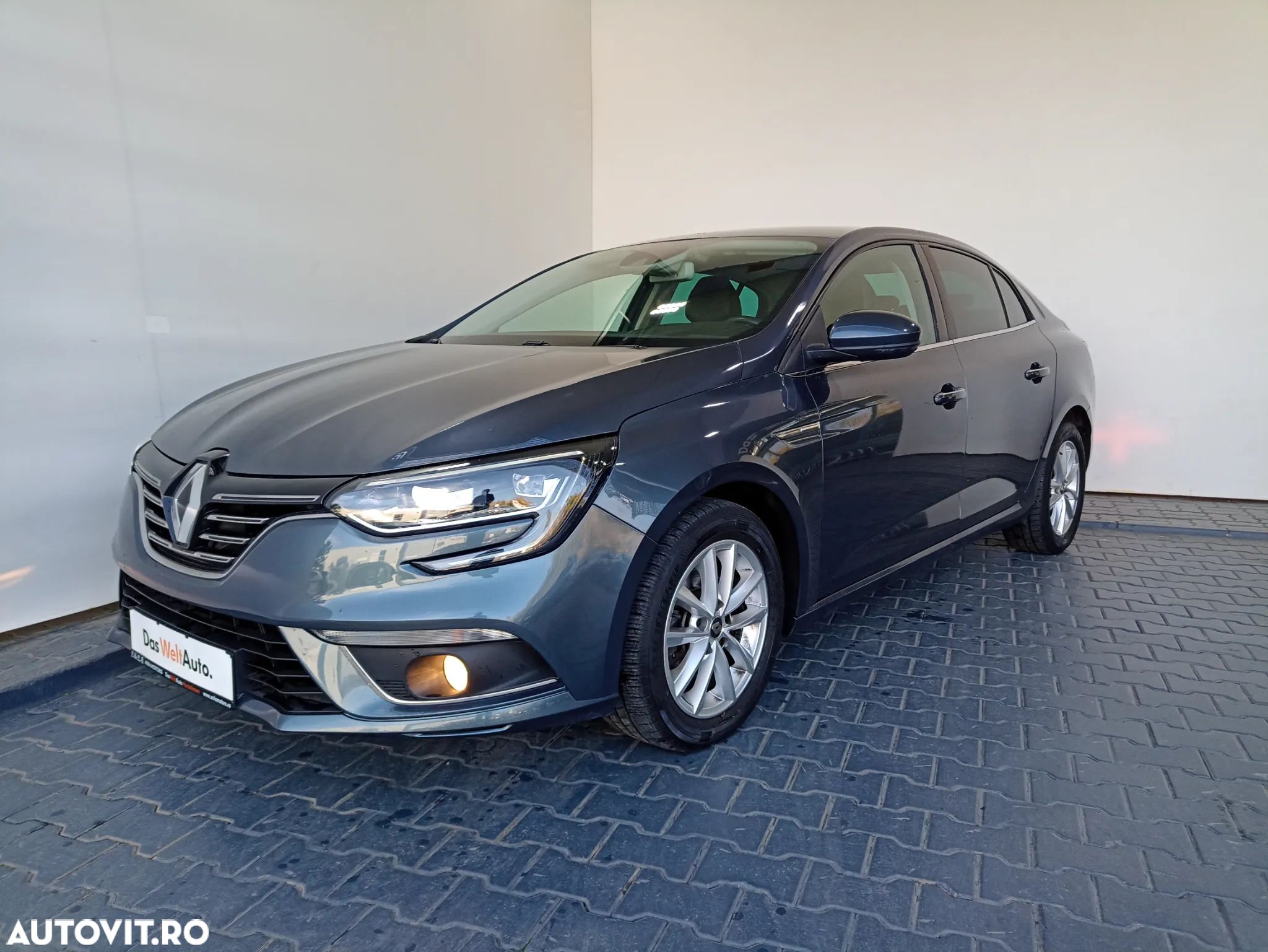 Renault Megane TCe 140 EDC GPF Zen - 1