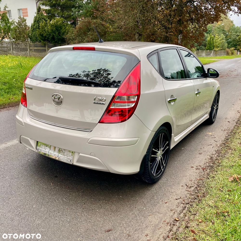Hyundai i30 1.6 CRDI Edition Plus - 6