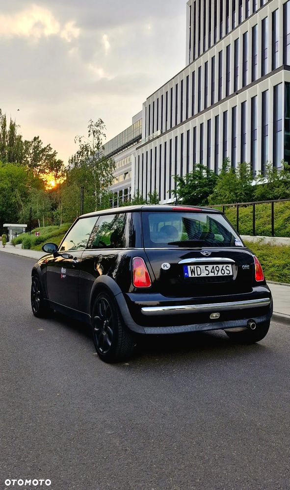 MINI ONE Standard - 10