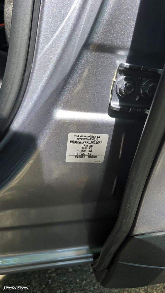 Peugeot 2008 1.2 PureTech Allure - 9