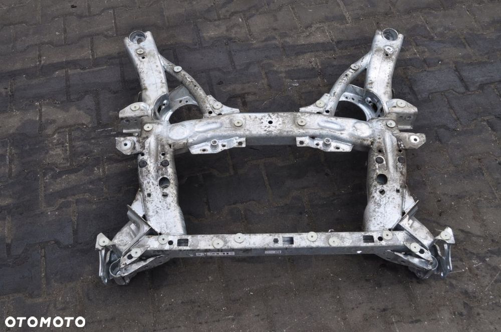 BMW G20 330e 2.0 SANKI ZAWIESZENIA PRZÓD 19R - 8