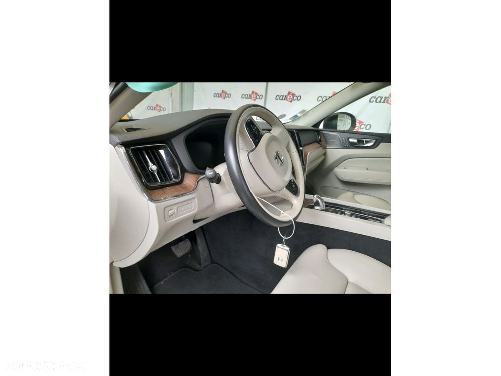 Volvo XC 60 T8 Plug-In Hybrid AWD Inscription Expression - 9
