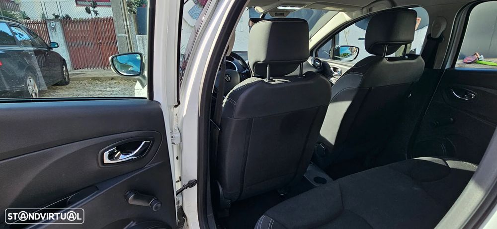 Renault Clio 1.5 dCi Dynamique S - 7