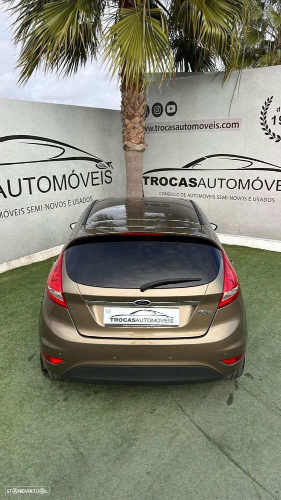 Ford Fiesta 1.4 Titanium Aut. - 10