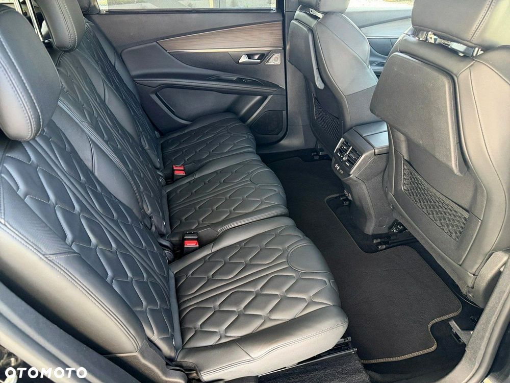 Peugeot 5008 - 30