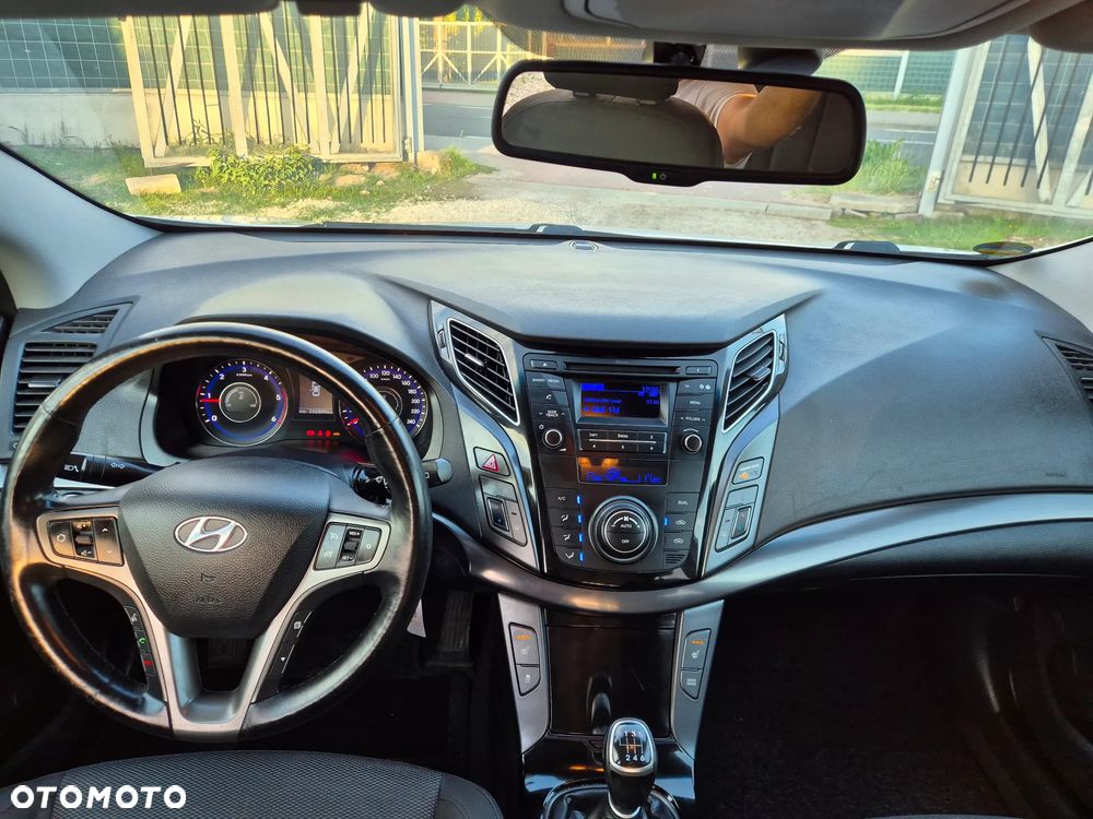 Hyundai i40 Kombi 1.7 CRDi Premium - 12