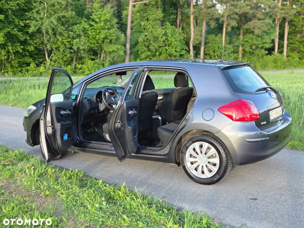 Toyota Auris - 3