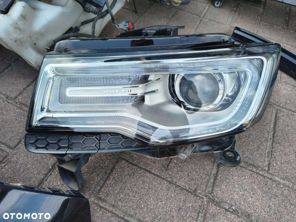 Przód kompletny Jeep Grand Cherokee WK2 lift Maska zderzak Błotnik Reflektor - 12