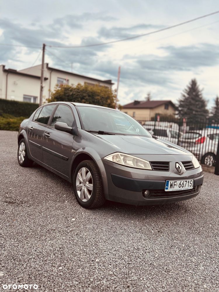 Renault Megane 1.6 16V Authentique - 3