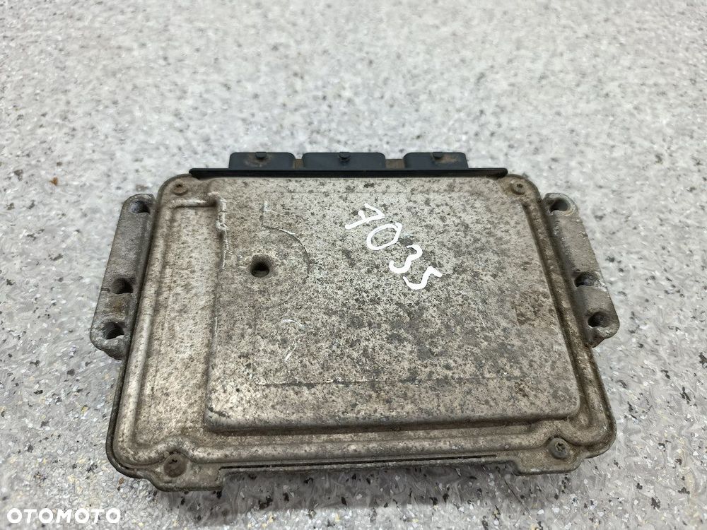 KOMPUTER, STEROWNIK RENAULT MASTER II FL 8200391957 8200391957 0281012200 - 5