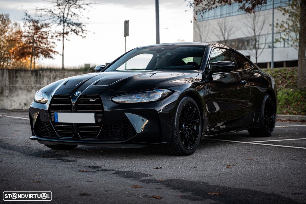 BMW M4 Competition - 4