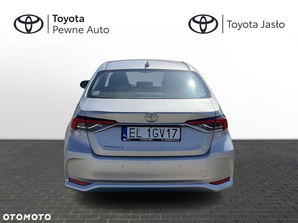 Toyota Corolla - 4