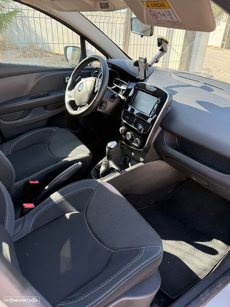 Renault Clio 0.9 TCE Limited - 11