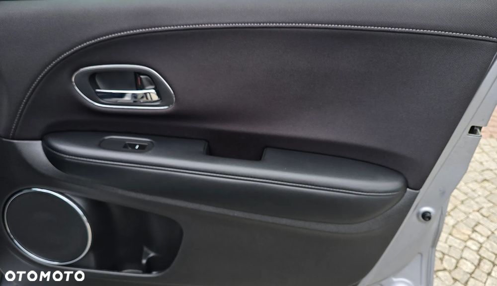 Honda HR-V 1.5 Executive (ADAS / Connect+) CVT - 23