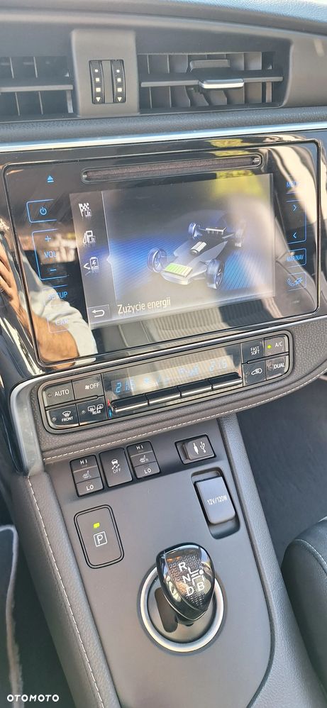 Toyota Auris Hybrid 135 Premium - 13
