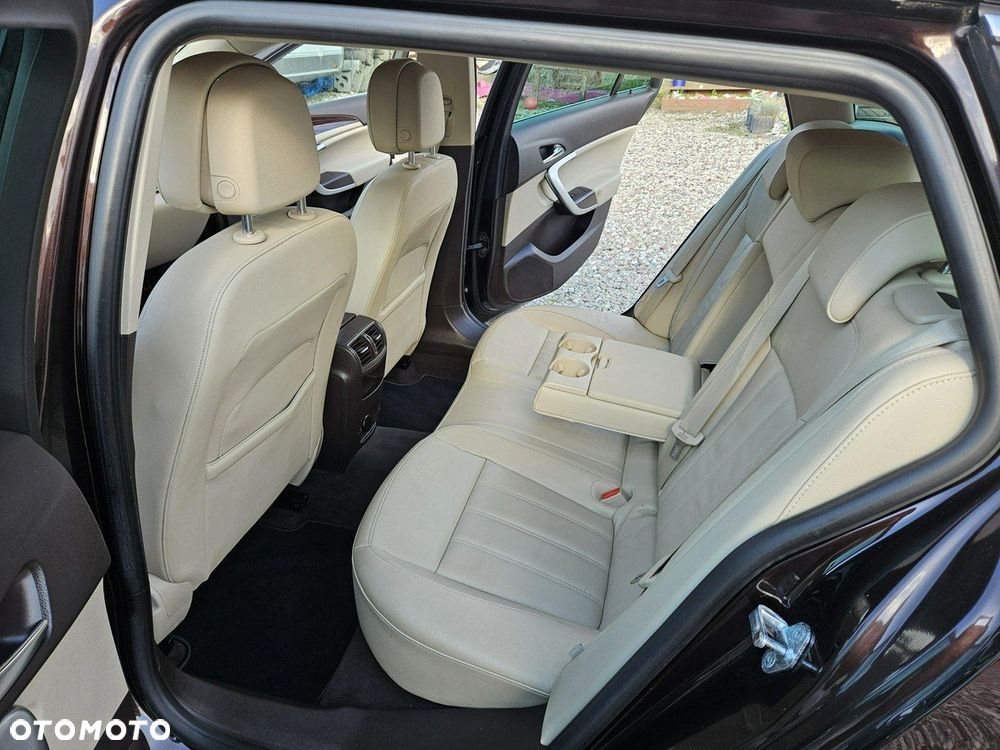 Opel Insignia - 9