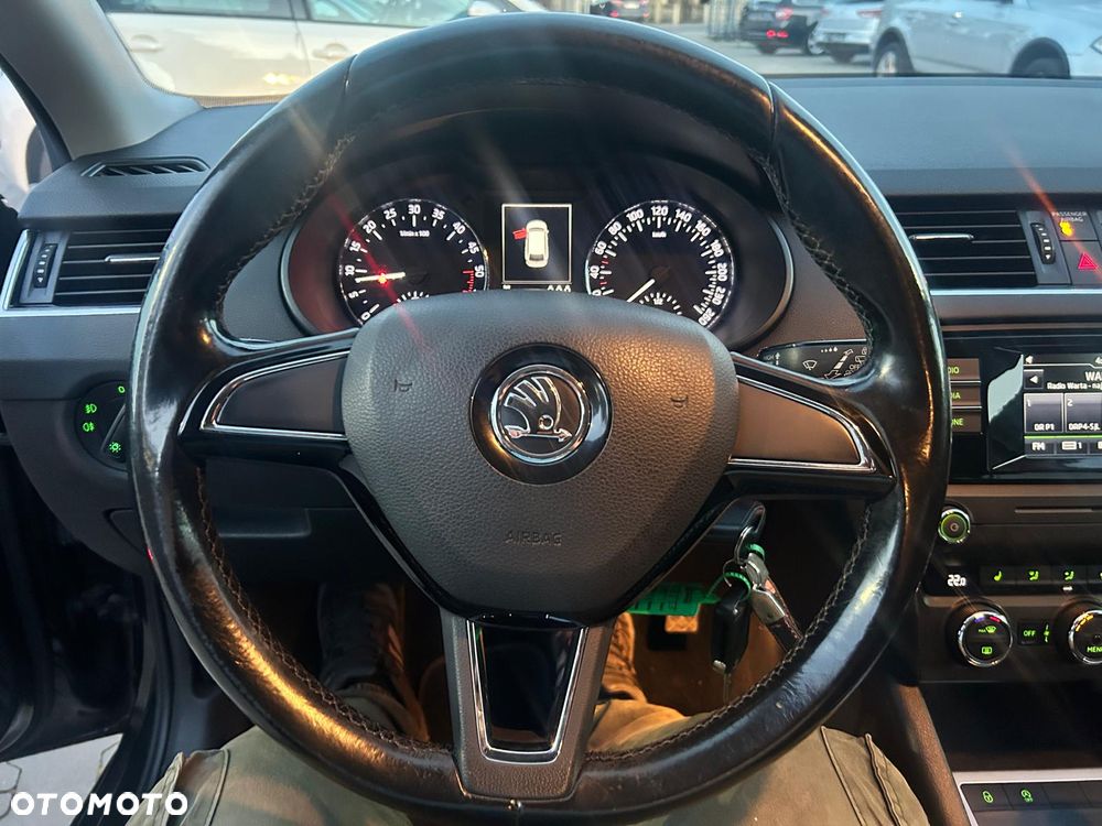 Skoda Octavia 2.0 TDI Style DSG - 30