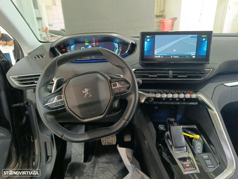 Peugeot 3008 1.6 Hybrid Allure e-EAT8 - 4