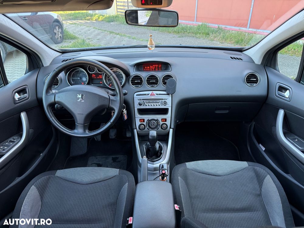Peugeot 308 1.6HDi Premium - 6