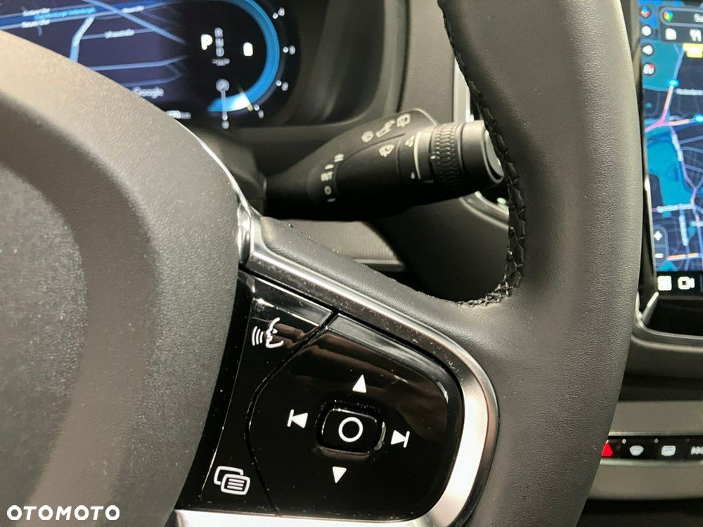 Volvo XC 90 B5 D AWD Plus Bright - 18