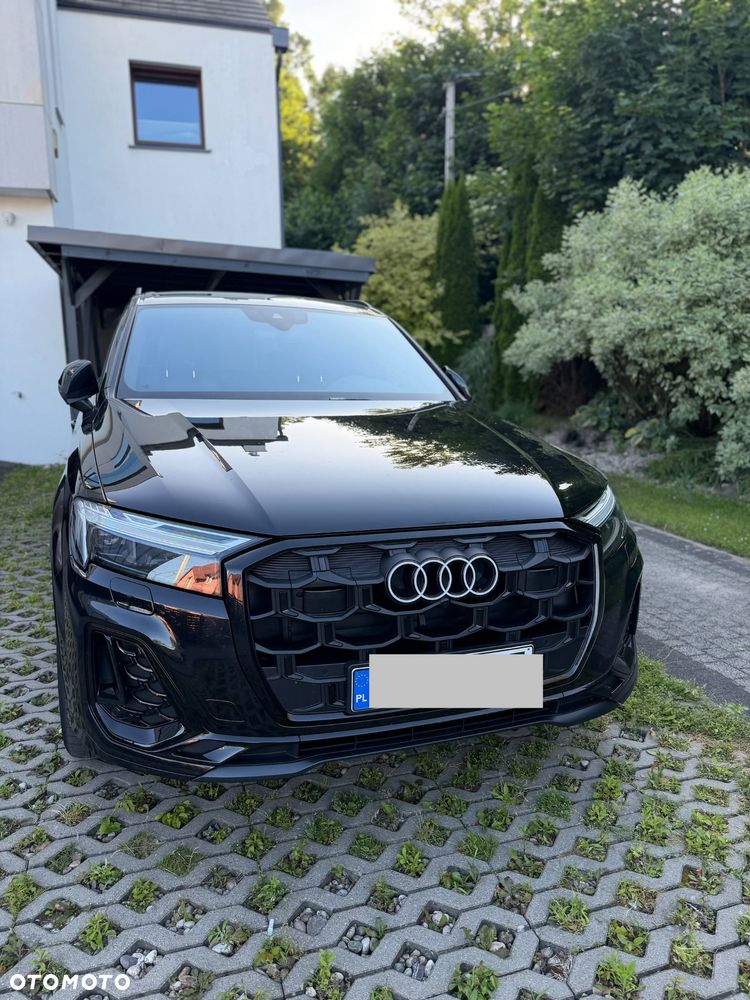 Audi Q7 - 1