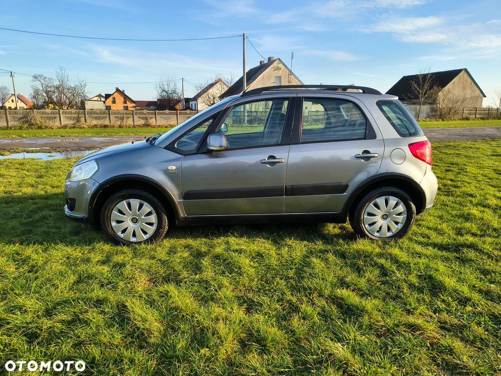 Suzuki SX4 1.9 DDiS DPF 4x4 Club - 4