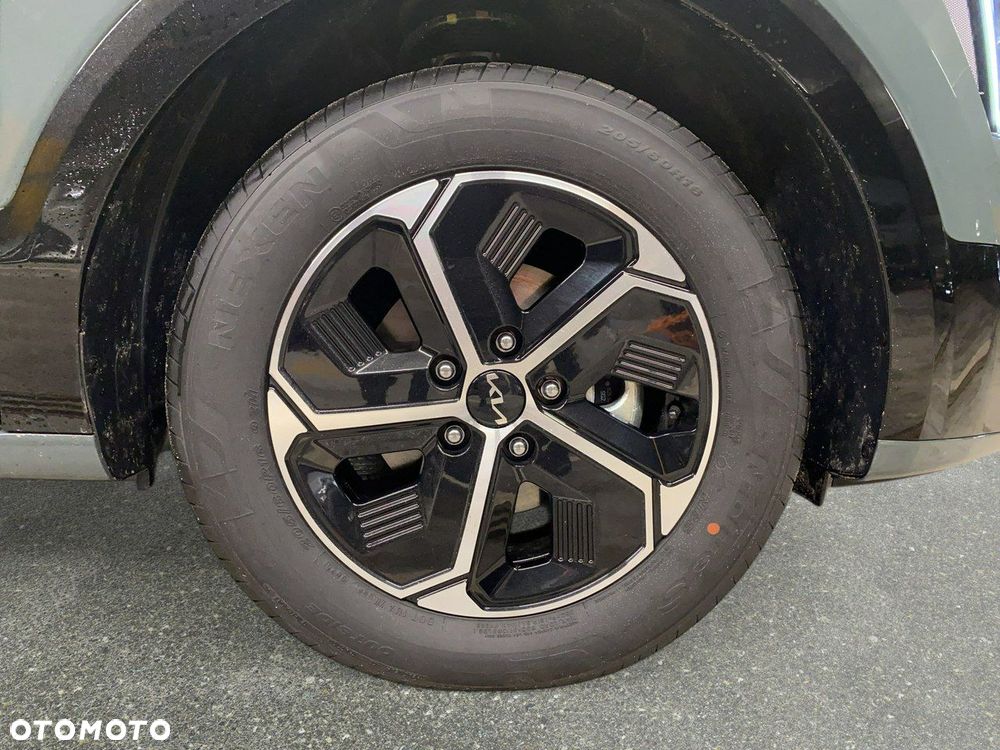 Kia Niro - 11