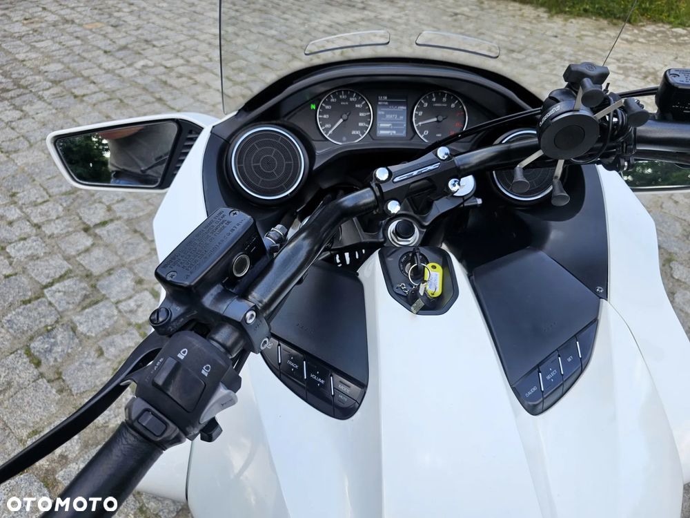 Honda CTX - 22