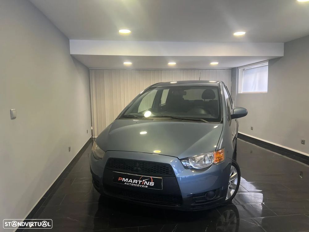 Mitsubishi Colt 1.1 Invite JLL - 2