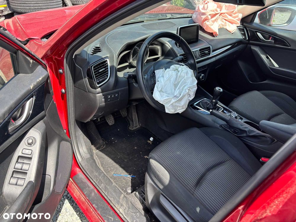 Mazda 3 - 6