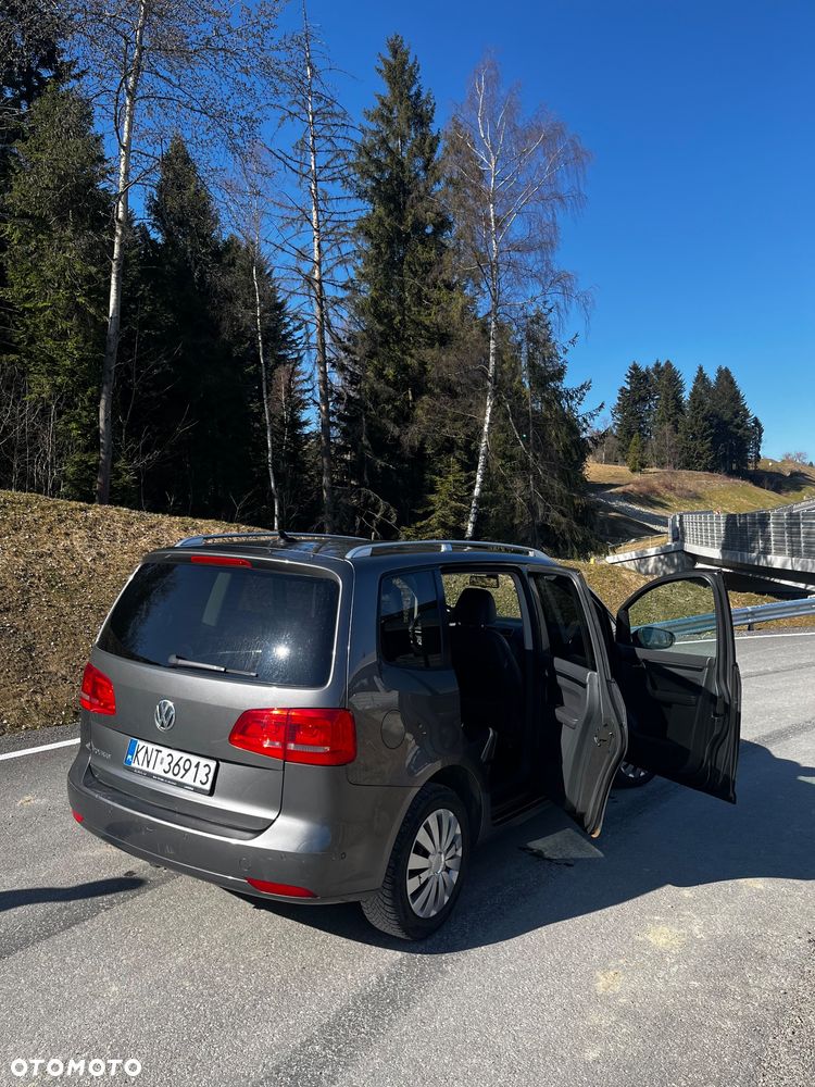 Volkswagen Touran 2.0 TDI DPF Highline - 10