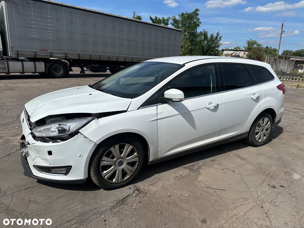 Ford Focus 1.5 TDCi SYNC Edition ASS - 8