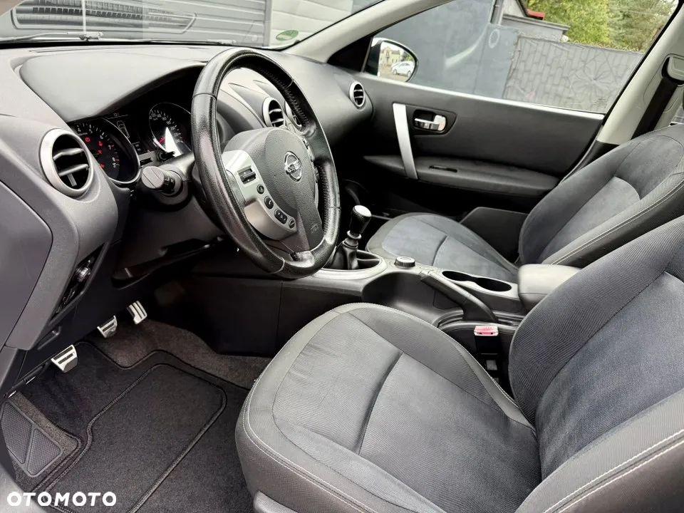 Nissan Qashqai 2.0 4 x 4 tekna - 17