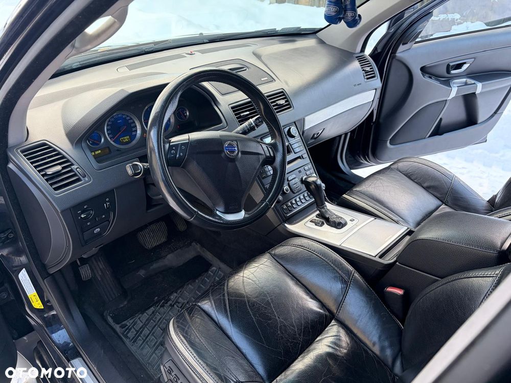 Volvo XC 90 D5 AWD Executive - 23