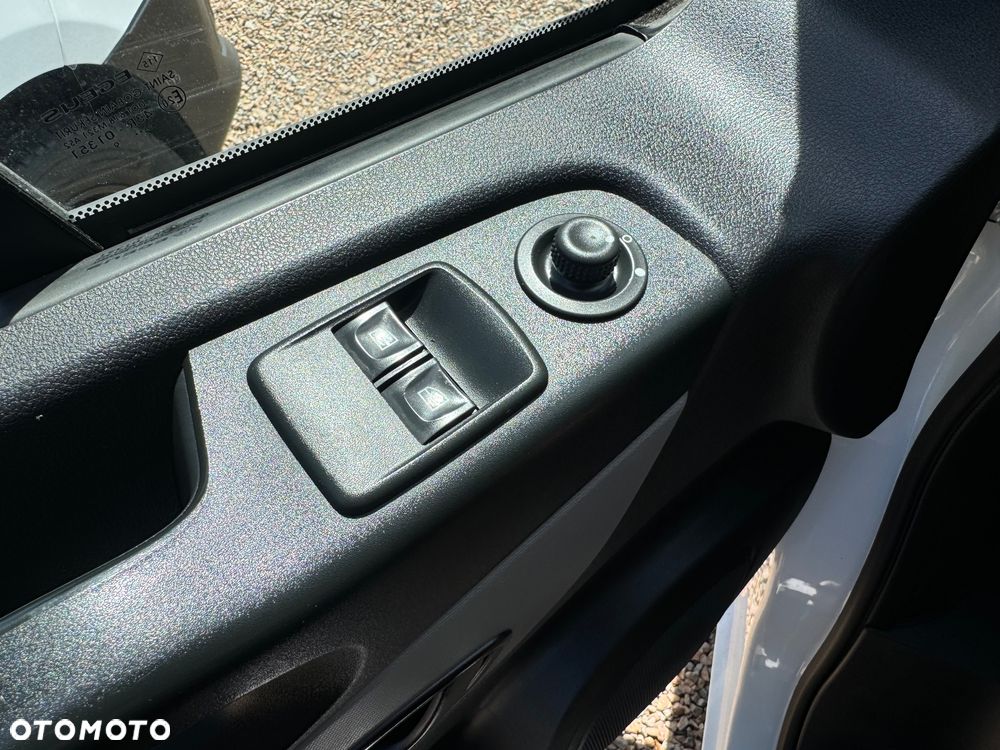 Renault Trafic - 37