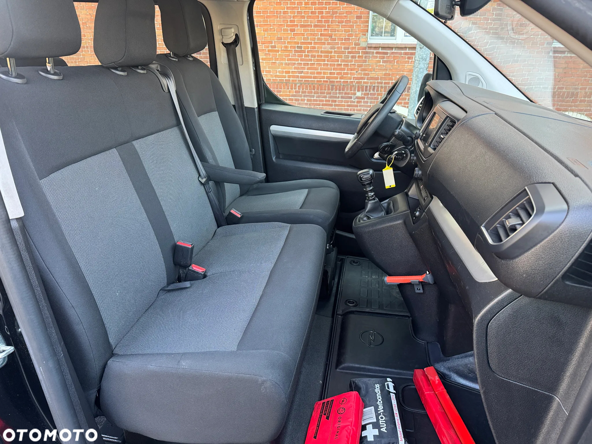 Opel VIVARO - 13