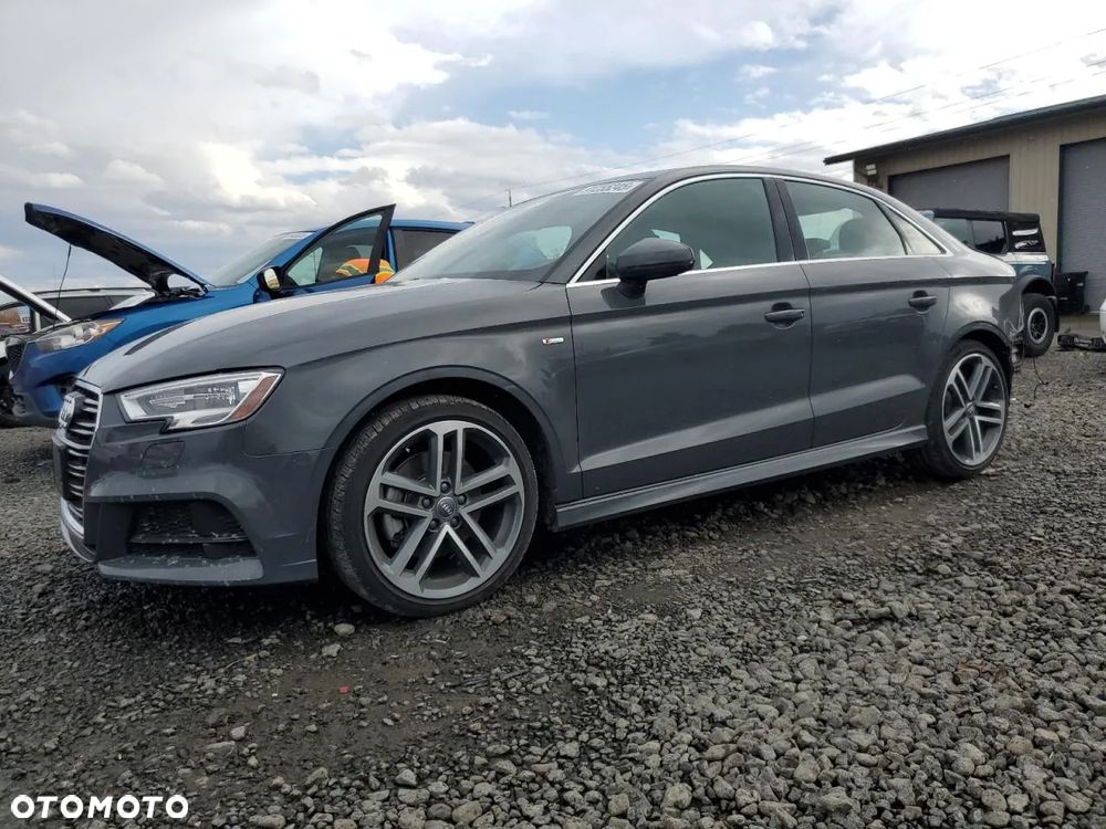 Audi A3 Limousine TFSI quattro 150 kW S tronic S line - 2