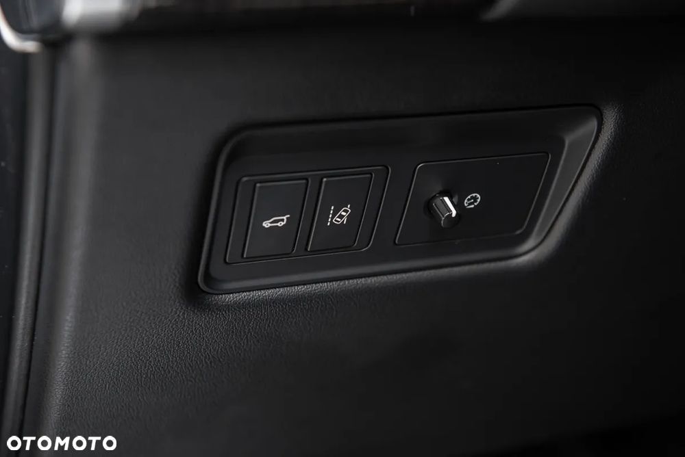 Land Rover Range Rover Sport S 3.0 SD V6 HSE - 21
